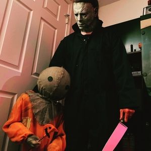 Meet your Posher, Robin